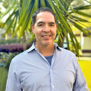 Tim-Tyner-Bio-Photo-2023-square